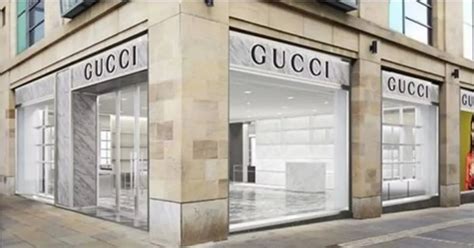 gucci edinburgh opening times.